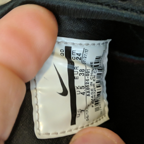 Nike AA0524-001 Air Huarache Run SD black suede - Picture 7 of 7